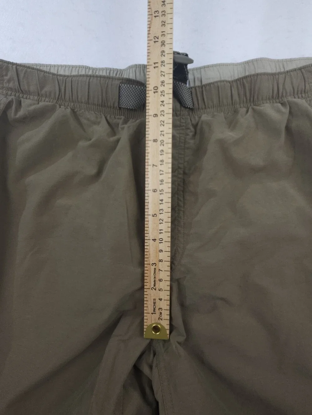 Columbia Sportswear Men's Khaki Mesh Lined Hybrid Cargo Swim/Hiking Shorts Sz L